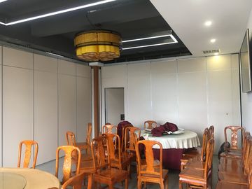 Melamine Surface Operable Acoustic Room Dividers For Restaurant / Sliding Partition Wall