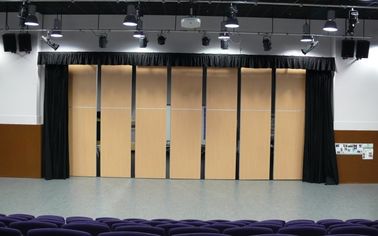 Operable Folding Partition Walls / Soundproof Modern Wood Room Dividers