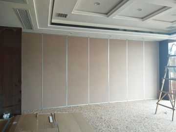 Soundproof Material Wooden Foldable Partition Wall / Aluminium Frame Sliding Room Dividers