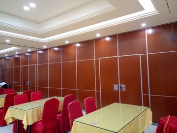 MDF + Melamine Movable Restaurant Partition Wall / Folding Room Partitions