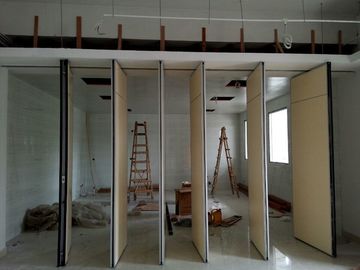 Customized Acoustic Operable Folding Sliding Partition Walls / Doors Melamine Finish