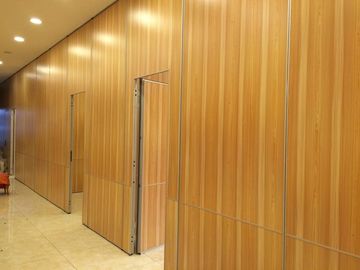 Mobile Wall Hotel Sound Proof Partitions Panel Thickness 65mm Laminated Board