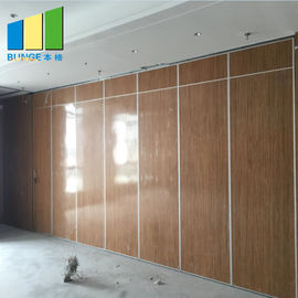 Movable Sound Proof Folding Partition Wall 65 Mm Thickness Melamine Finishing
