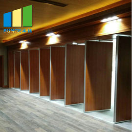 Customized Office Aluminum Soundproof Removable Wood Folding Partition Wall Board