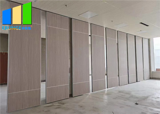 Multi Function Hall Fire Resistant Folding Door Partition Wall For Five Star Hotel