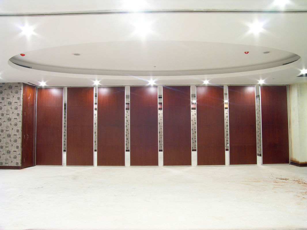 Malaysia Folding Partition Walls Panel Height 6 M Removable Room Divider