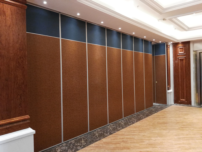Decorative Acoustic Accordion Room Divider Floor To Ceiling Mounted