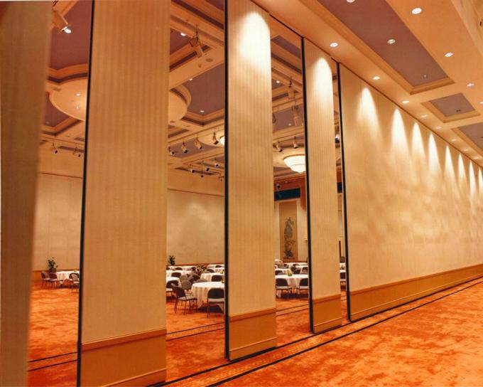 Malaysia Folding Partition Walls , Panel Height 6 m Removable Room Divider