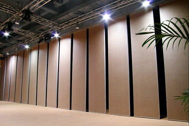 Wooden Surface Operable Soundproof Partition Wall for Exhibition Centre