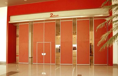 Wooden Surface Operable Soundproof Partition Wall for Exhibition Centre