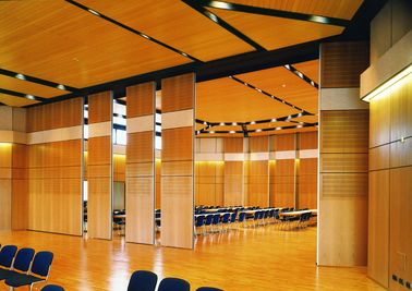 Soundproof Movable Partition Walls for Conference Room , Folding Doors Room Dividers