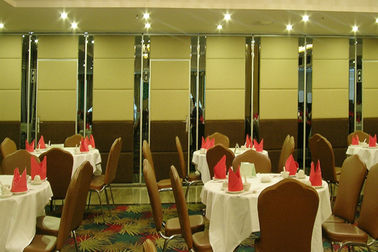 Restaurant Movable Wooden Soundproof Folding Sliding Partition Walls Malaysia