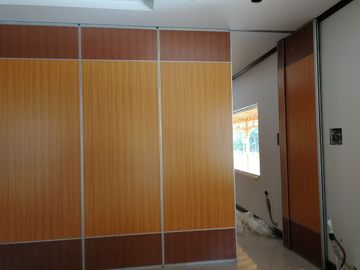 Ballroom Sliding Folding Partition Modular Acoustic Room Dividers Customized Color