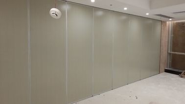 4m Height Operable Acoustic Sliding Partition Walls MDF Board + Aluminium Material