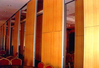 Restaurant Movable Sound Proof Walls Leather Surface Aluminium Profile Hanging System