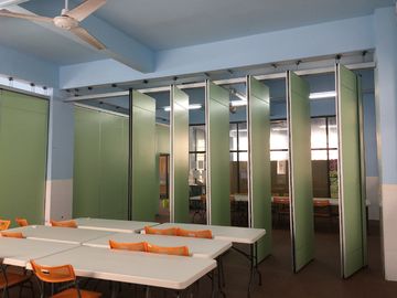 Commercial Furniture Aluminium Profile Foldable Partition Wall Retractable And Flexible