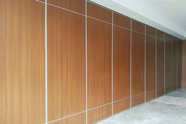 Elegant Banquet Hall Room Dividers / Heat Insulation Sliding Folding Room Partitions