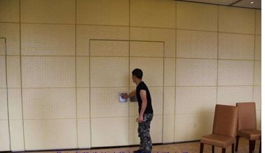 Classroom Sound Proof Partitions , Aluminium Frame Sliding Folding Wall Dividers