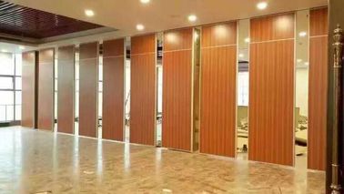Decorative Commercial Sliding Sound Proof Partition Walls Divide Space For Restaurant