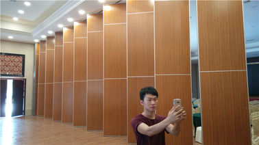 Decorative Commercial Sliding Sound Proof Partition Walls Divide Space For Restaurant