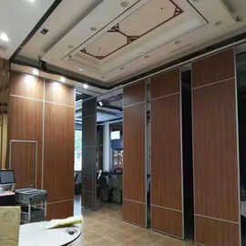 Custom Banquet Hall Soundproof Partition Wall , Folding Room Partitions