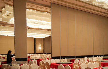 Movable Modular Acoustic Folding Wall Partitions For Banquet Hall