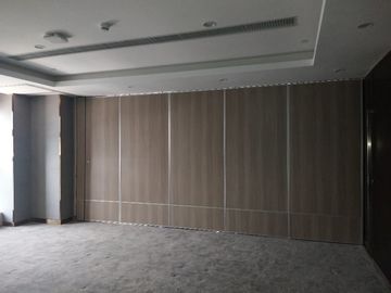 Operable Sound Insulation Collapsible Folding Partition Walls For Training Meeting Room