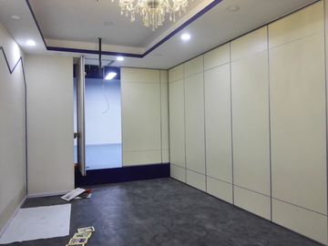 Operable Door Aluminum Movable Partition Walls For Art Gallery