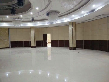 OEM Movable Room Partition Sliding Door Decorative Partition Wall For Art Gallery