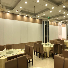 Ballroom Folding Partition Wall System Acoustic Wooden Movable Partitions for Hotel