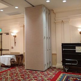 Banquet Room Sound Proof Movable Partition Wall Wooden Materials Specification