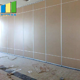 Dubai Foldable Wall Partition Soundproof Sliding Partitions For Conference Center