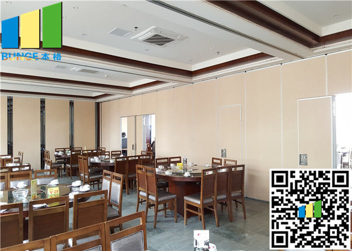 White Laminate Finish Sliding Foldable Partition Wall For Meetting Room