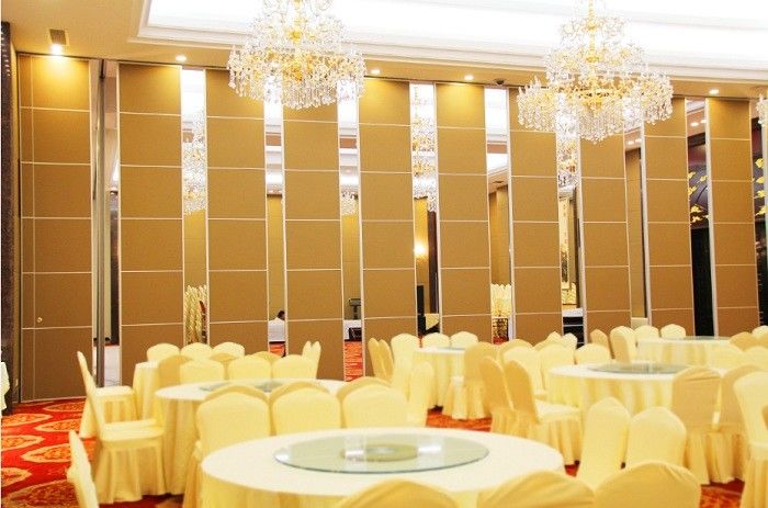 Banquet Hall Acoustic Room Dividers , Floor to Ceiling Sliding Partition Wall