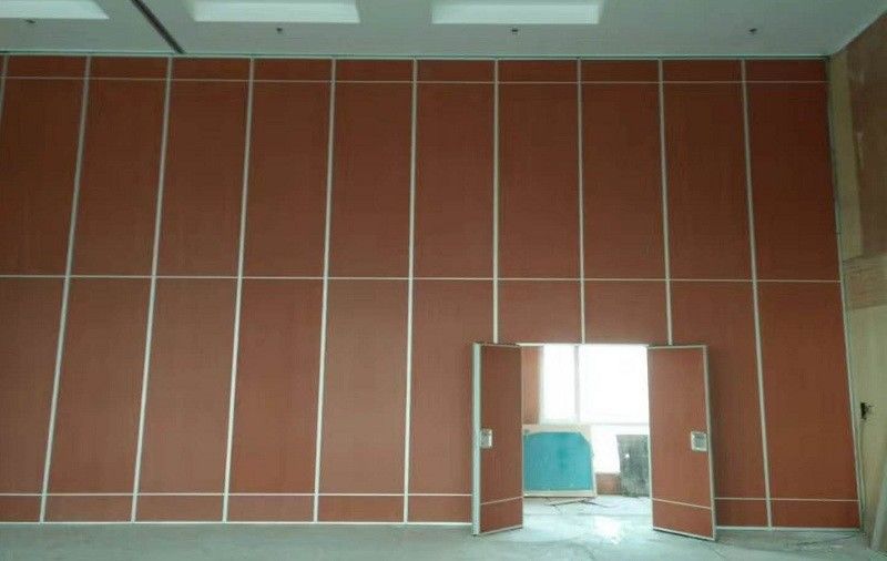 Soundproof Material Folding Panel Partitions Commercial Furniture 4 m Height