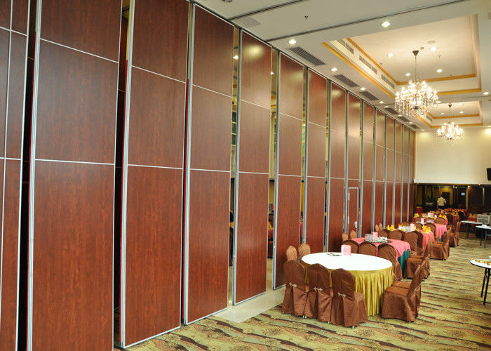 Steel Sliding Exhibition Partition Walls , Flexible Partition Walls For Banks