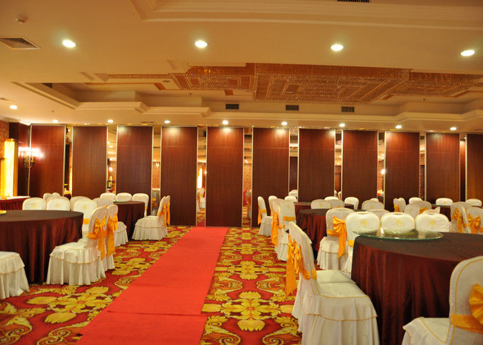Conference Room tri fold internal doors , Internal Folding Door For Banquet Hall